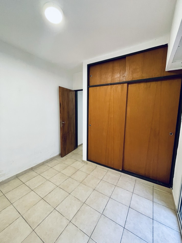 Bonito departamento 1 dormitorio en Pichincha frente a Facultad UNR